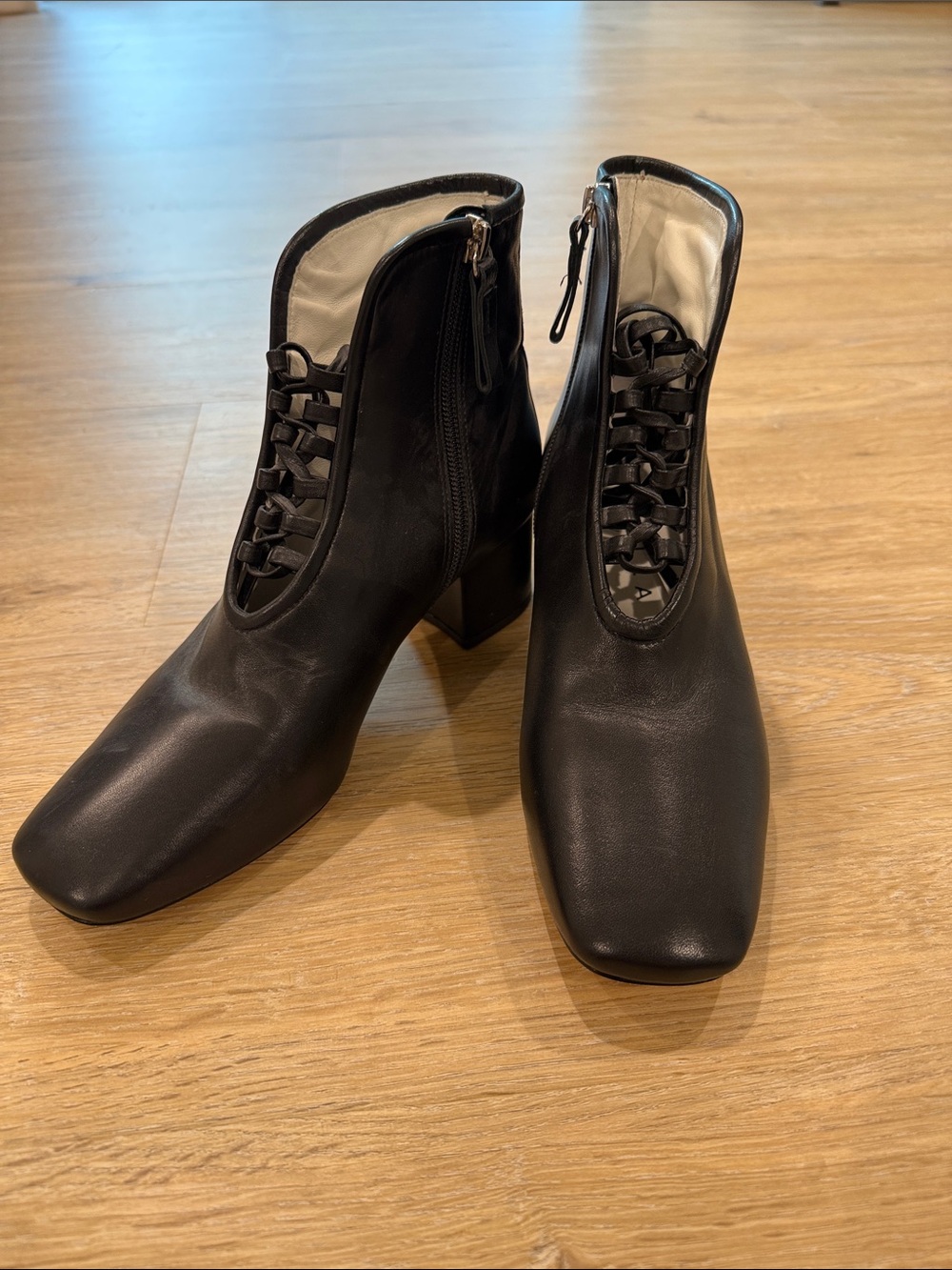 Danielle Shevel Cleo Black Lace-Up Square-Toe Ankle Boots 38.5